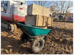 (obrázek pro) Kolečko dvoukolák s převodovkou aku, 260kg, 100l, 40V Li-Ion, 6000mAh EXTOL INDUSTRIAL