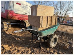 (obrázek pro) Kolečko dvoukolák s převodovkou aku, 260kg, 100l, 40V Li-Ion, 6000mAh EXTOL INDUSTRIAL