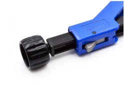 (obrázek pro) Řezák plastových trubek 3-64mm GEKO