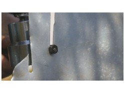 (obrázek pro) Prostřihovač plechu do ruční vrtačky GEKO