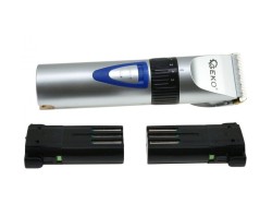 (obrázek pro) Aku stříhací strojek na psy 2.4V 2x baterie GEKO