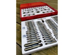 (obrázek pro) Sada závitníků a závitových oček 110ks KRAFT&DELE