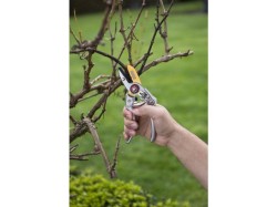 (obrázek pro) KRTGR1022 - Nůžky zahradnické TITAN 200mm kovadlinkové KREATOR