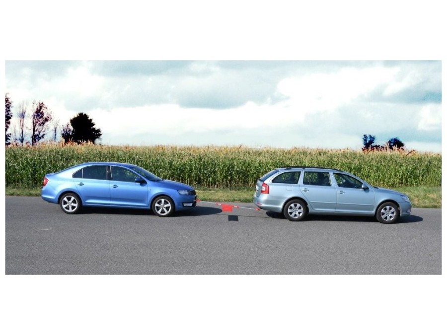 (obrázek pro) Tažná tyč 2500kg TÜV/GS COMPASS