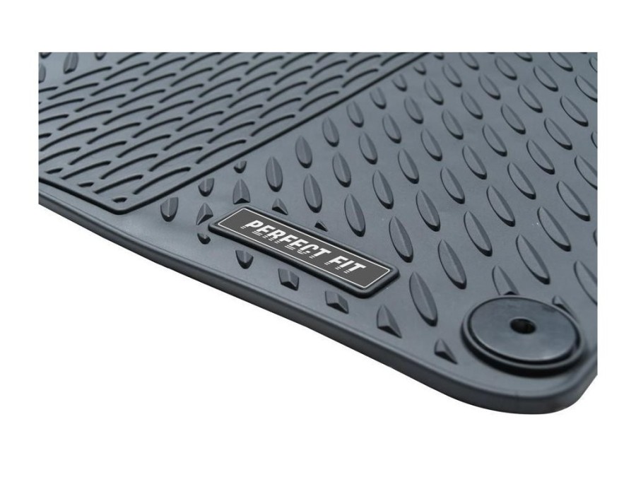 (obrázek pro) Koberce gumové PERFECT FIT P6 s fixací sada 4ks COMPASS
