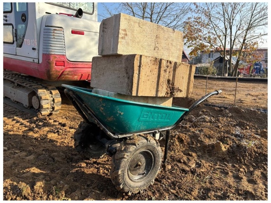 (obrázek pro) Kolečko dvoukolák s převodovkou aku, 260kg, 100l, 40V Li-Ion, 6000mAh EXTOL INDUSTRIAL