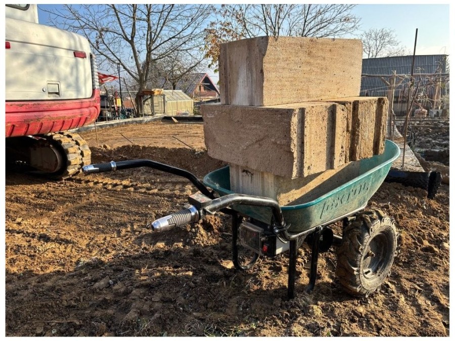 (obrázek pro) Kolečko dvoukolák s převodovkou aku, 260kg, 100l, 40V Li-Ion, 6000mAh EXTOL INDUSTRIAL