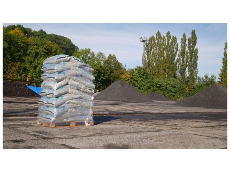 (obrázek pro) Balené, pytlované hnědé Bílinské uhlí pro automatické kotle 800 kg, hnědé uhlí - ořech 2, 10-25mm EXPOL