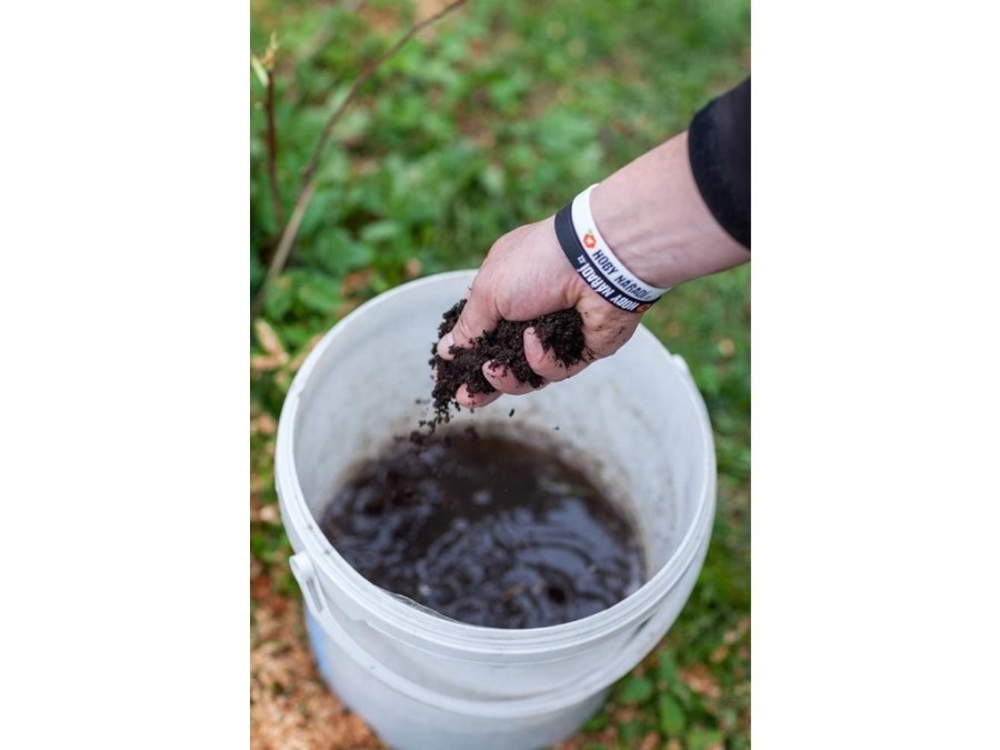 (obrázek pro) Biologický likvidátor pařezů a urychlovač kompostu – KAXL