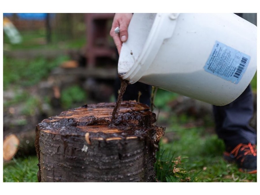 (obrázek pro) Biologický likvidátor pařezů a urychlovač kompostu – KAXL