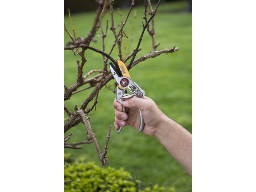 (obrázek pro) KRTGR1022 - Nůžky zahradnické TITAN 200mm kovadlinkové KREATOR