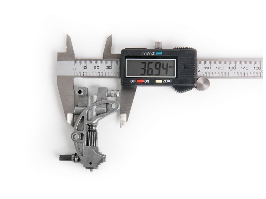 (obrázek pro) Olejové čerpadlo a šnek do motorové pily