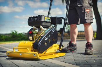 (obrázek pro) Vibrační deska CNP10, 80kg, motor LONCIN 6,5HP